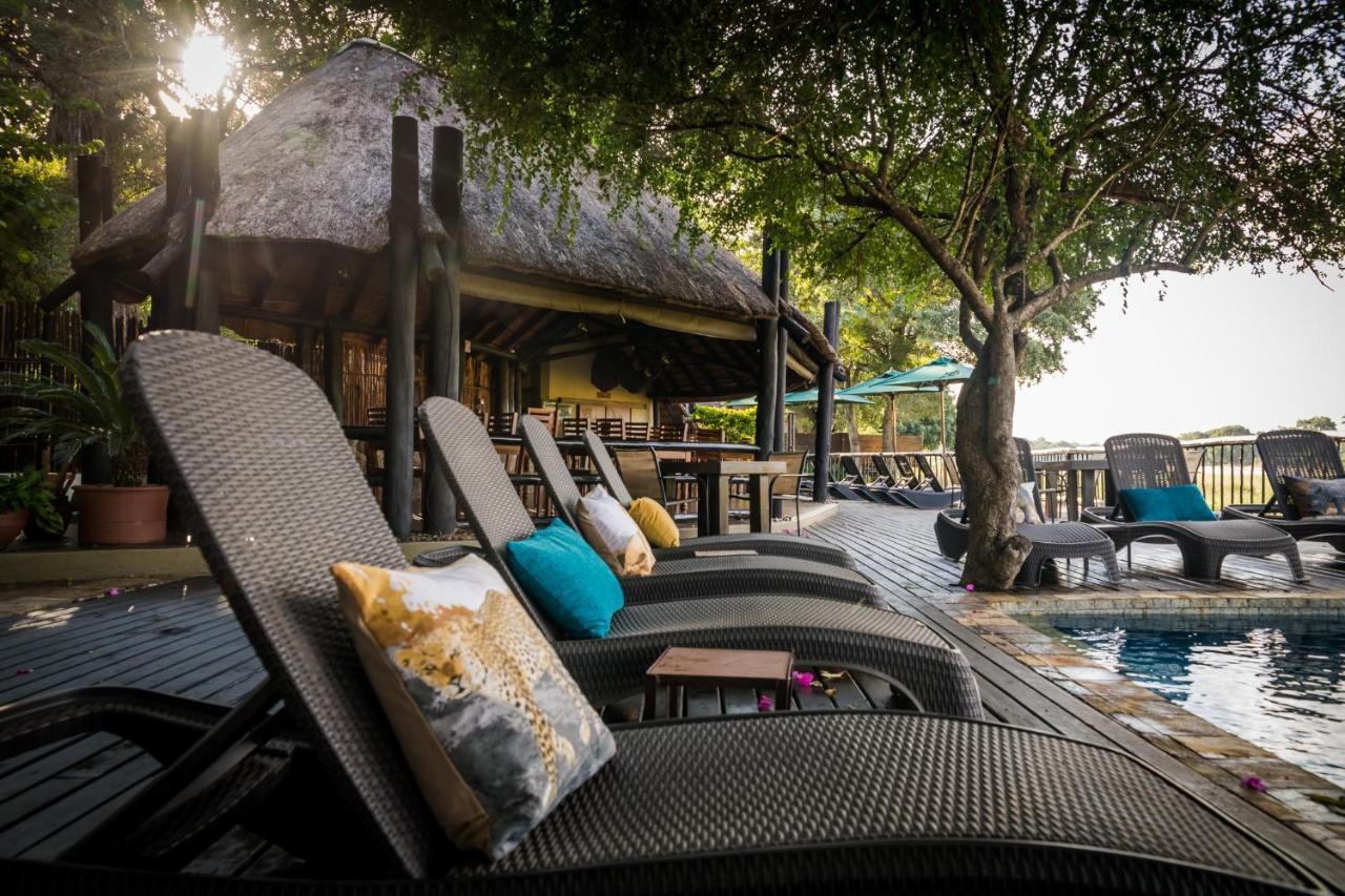 Umkumbe Safari Lodge Riverside Skukuza Ngoại thất bức ảnh