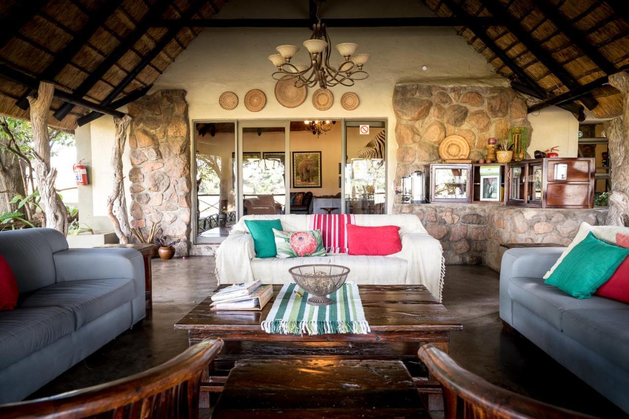 Umkumbe Safari Lodge Riverside Skukuza Ngoại thất bức ảnh